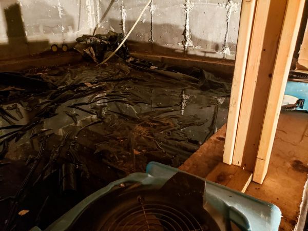 Crawlspace Water Cleanup in Ooltewah